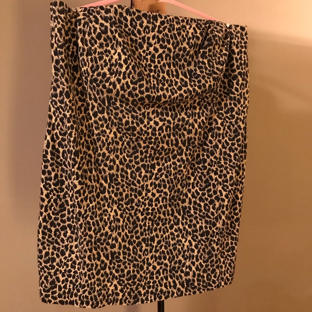 Strapless Leapord Dress